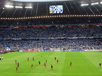 Fußball – Die Top 10 Vereine der 1. Bundesliga nach Facebook-Likes